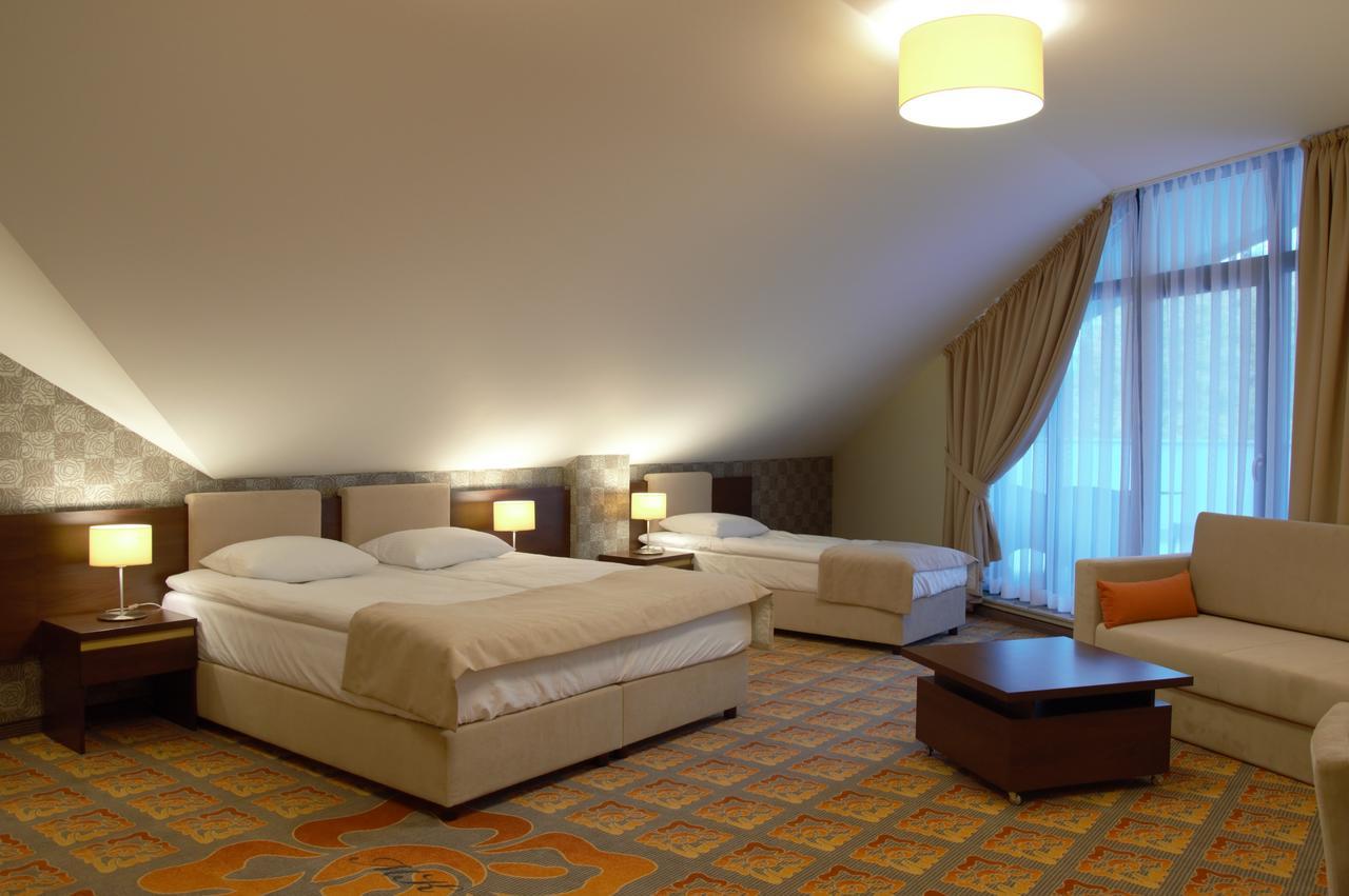 Hotel Via Baltica Łomża Esterno foto